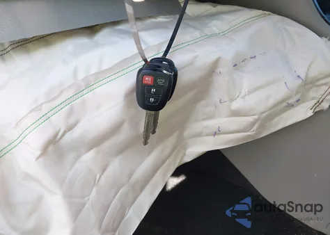 2016 Toyota Highlander Le Plus V6 from USA, damaged, VIN 5TDZKRFH2GS122479